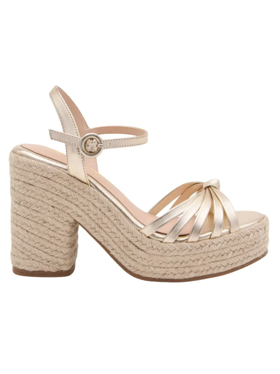Sandalias de tacón con plataforma de yute y detalles dorados - Imagen 4