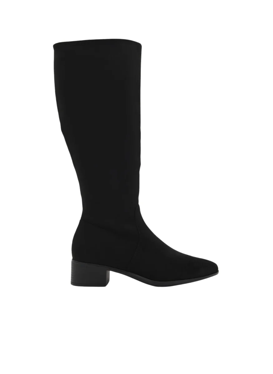 BOTA ALTA NEGRA CON TACÓN BAJO CUADRADO DE NYREXDE NYREX - Imagen 4