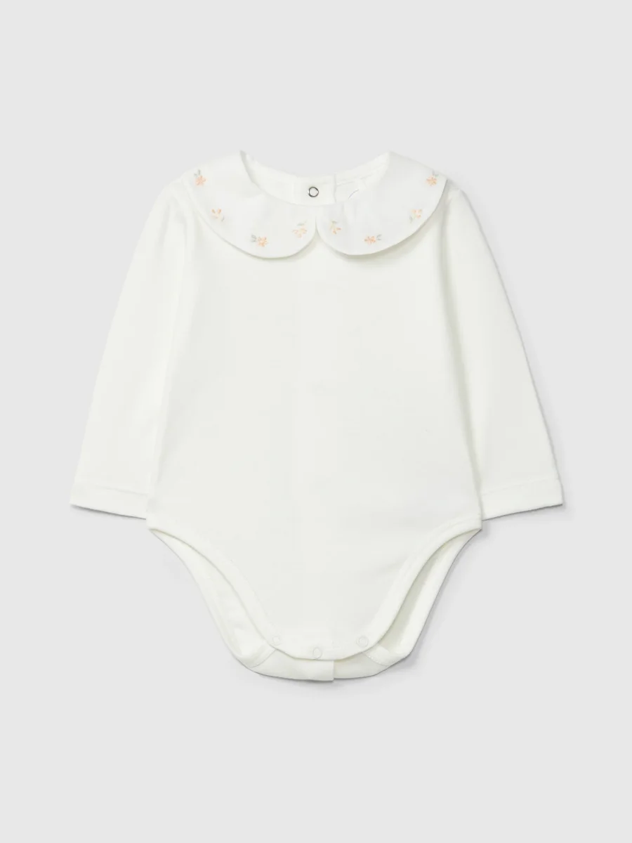 Body Cuello Bordado Flores Delicadas