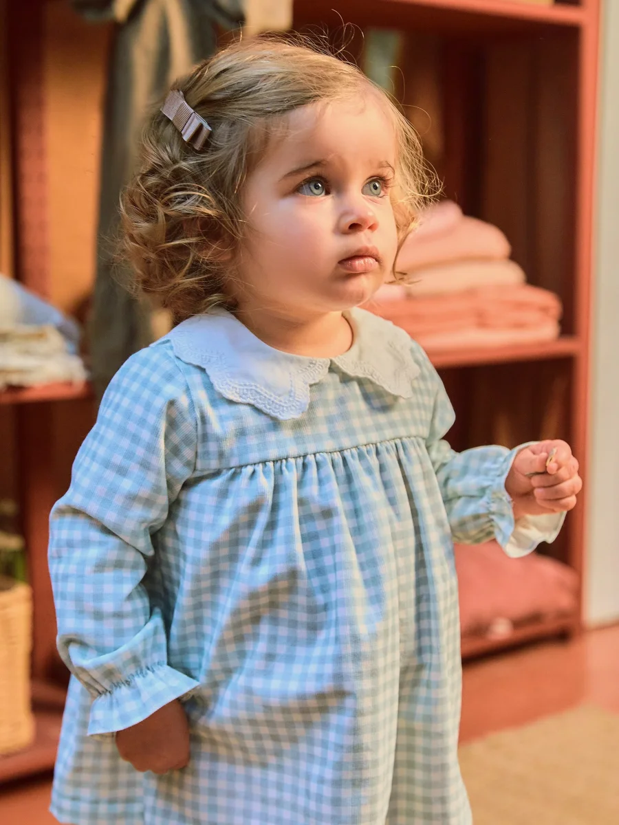 Vestido Pana Vichy Azul Cuello Bordado - Imagen 3