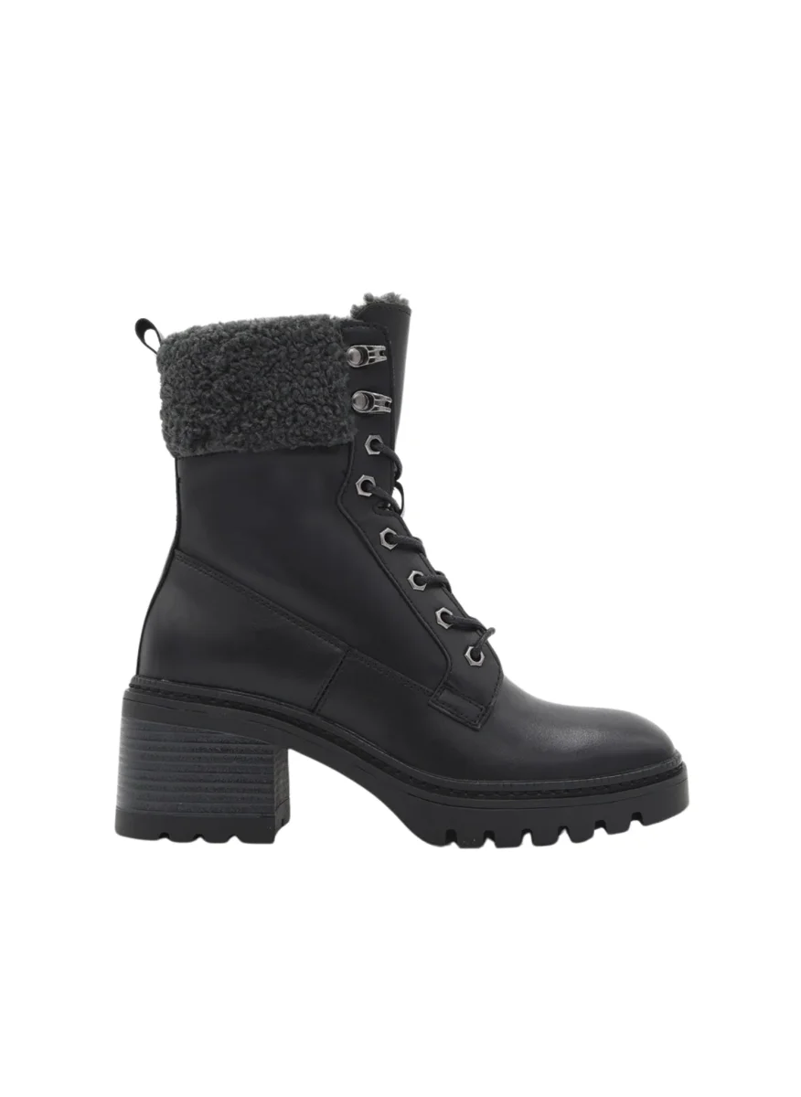 BOTINES NEGROS CON FORRO DE BORREGUITO DE NYREX - Imagen 4