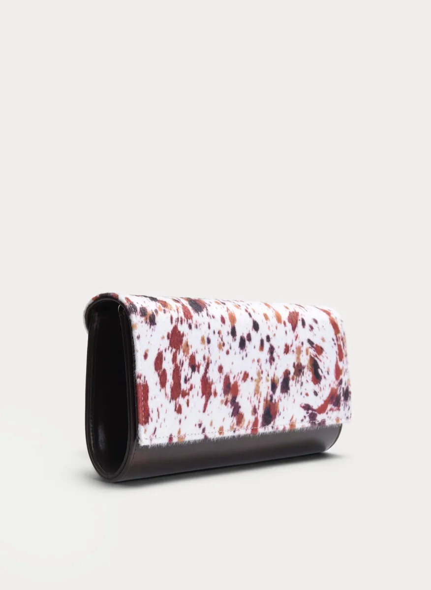 BOLSO CLUTCH BLANCO VACA CON CADENA DORADA - Imagen 3