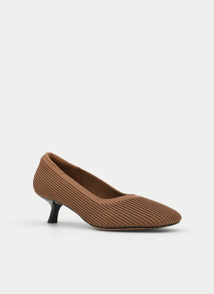ZAPATO DE SALÓN ELÁSTICO TAUPE - Imagen 4