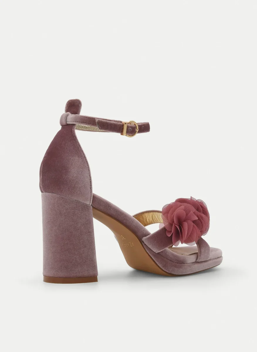 SANDALIAS CON PLATAFORMA EN TERCIOPELO ROSA CON FLORES Y TACÓN ANCHO - Imagen 5