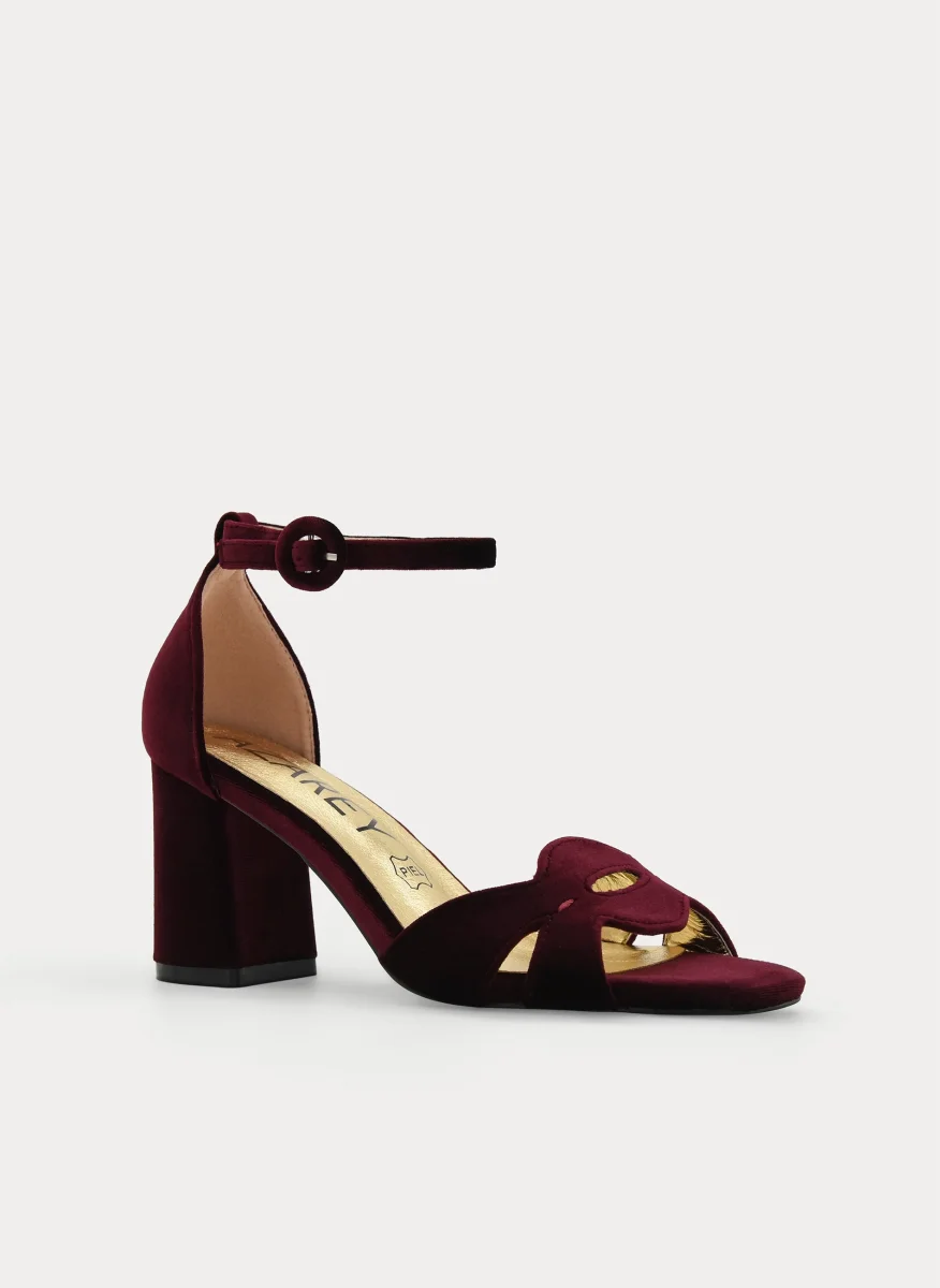 SANDALIA DE TERCIOPELO BURDEOS ELEGANTE - Imagen 3