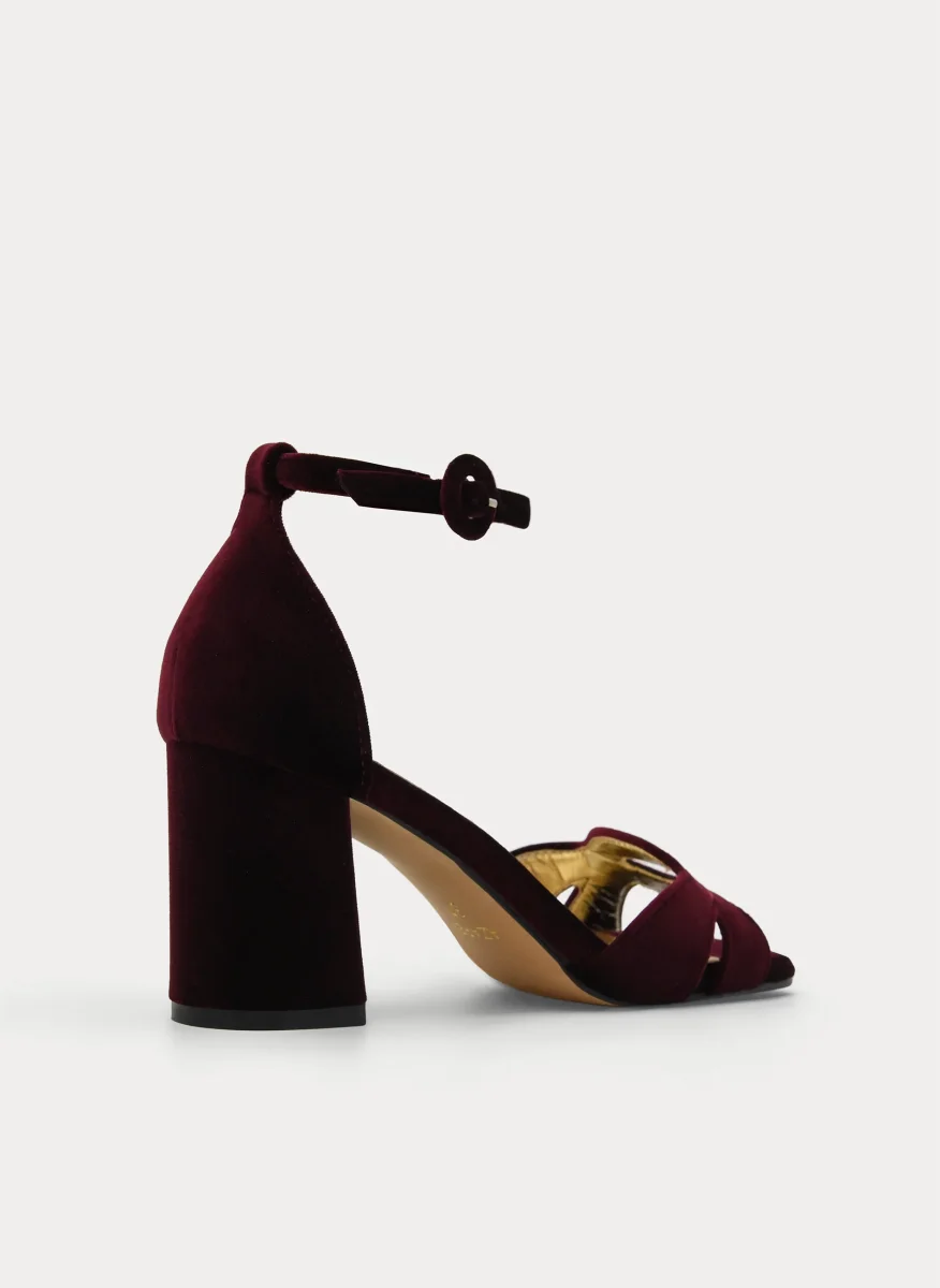SANDALIA DE TERCIOPELO BURDEOS ELEGANTE - Imagen 5