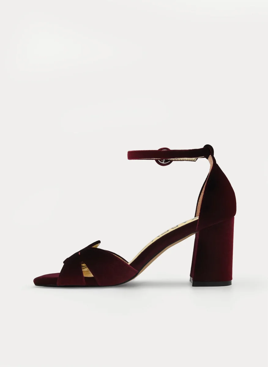SANDALIA DE TERCIOPELO BURDEOS ELEGANTE - Imagen 6