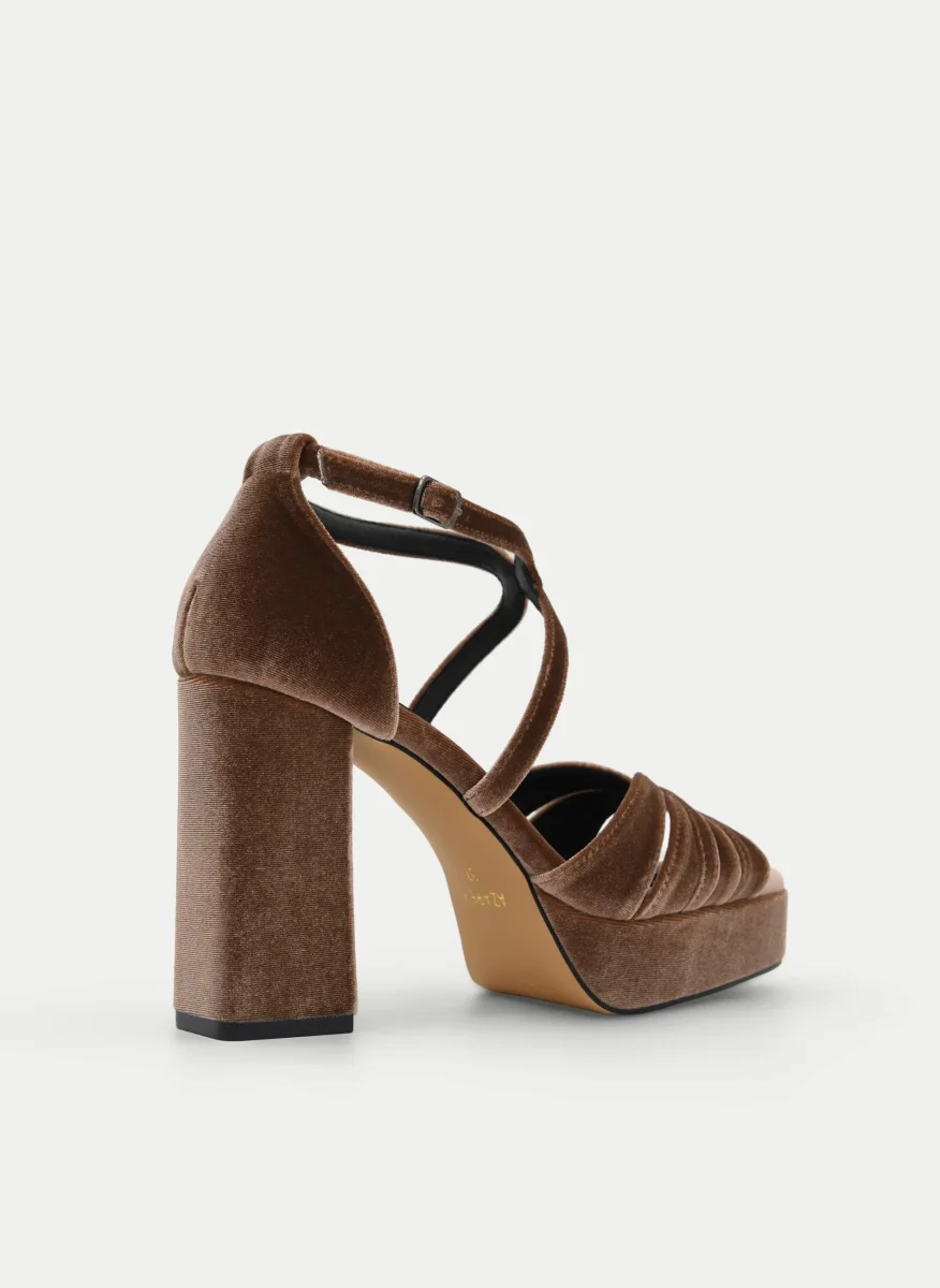 SANDALIA TAUPE DE TERCIOPELO CON TACÓN ANCHO Y PLATAFORMA - Imagen 5