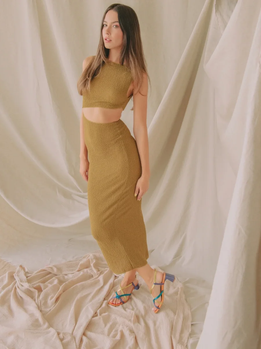 Sandalias de Tacón Bajo Multicolor con Tiras Metálicas - Imagen 3