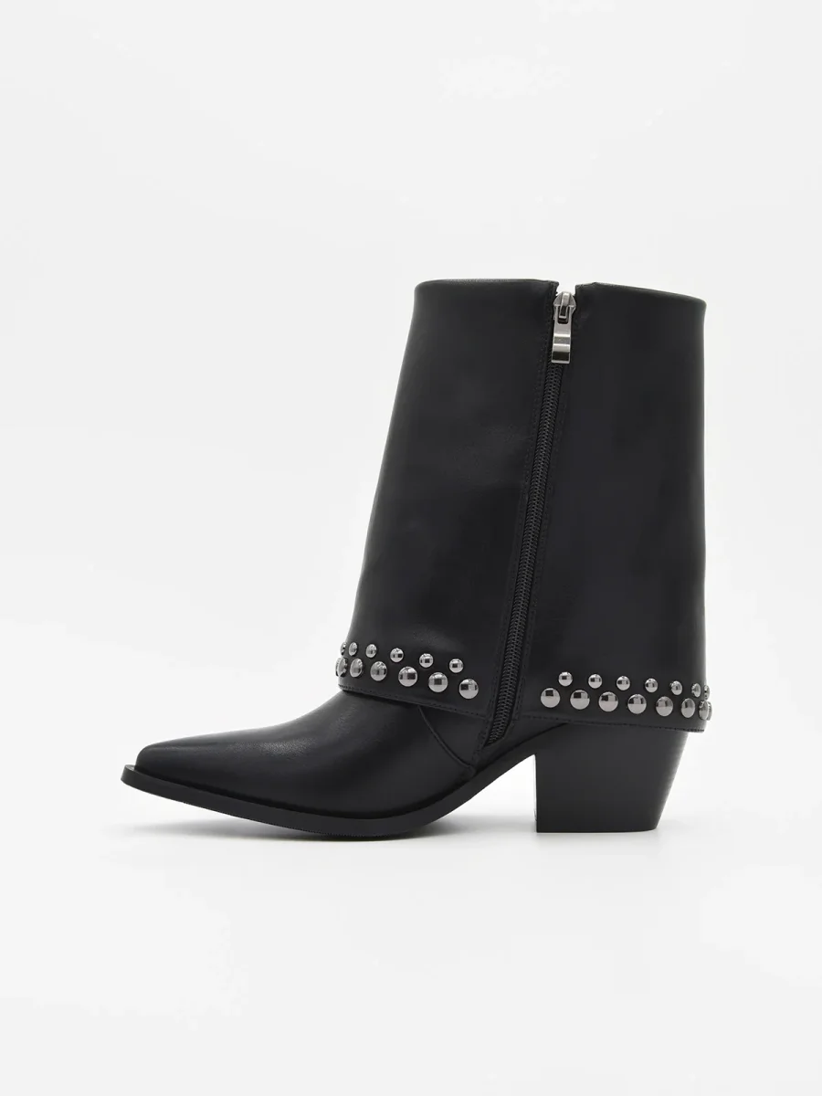 BOTÍN NEGRO CON POLAINA Y TACHAS - Imagen 5