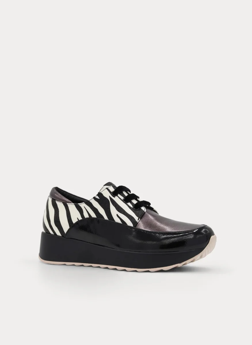 ZAPATO CUÑA NEGRO CEBRA CORDONES - Imagen 6