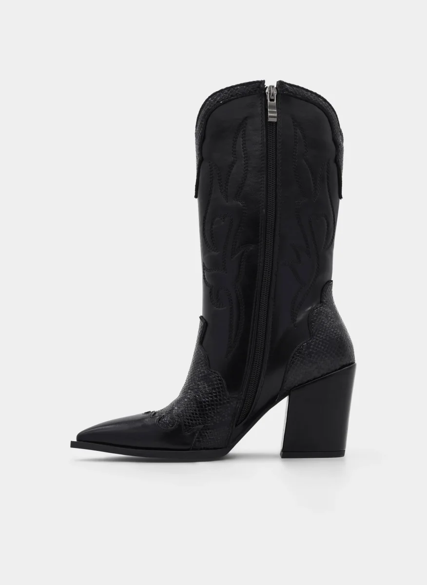 BOTA COWBOY NEGRA EFECTO SERPIENTE TACÓN ALTO - Imagen 7