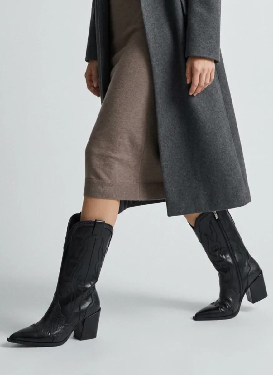 BOTA COWBOY NEGRA EFECTO SERPIENTE TACÓN ALTO - Imagen 3