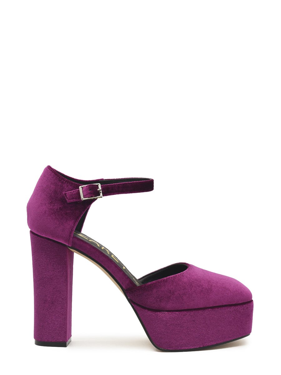 Zapato de terciopelo con plataforma en color buganvilla y cierre de hebilla - Imagen 2