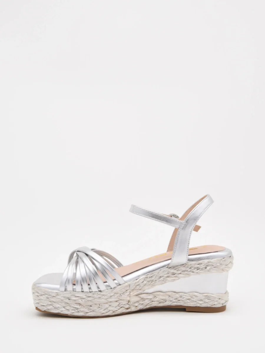 Sandalias de cuña plateadas con plataforma tejida y tiras elegantes - Imagen 5