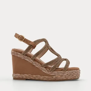 SANDALIA CUÑA BEIGE BRILLO TIRAS ENTRELAZADAS