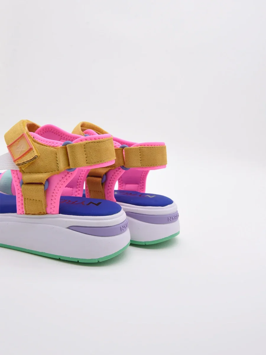 Sandalias azules y rosa fluor de Nyrex - Imagen 5