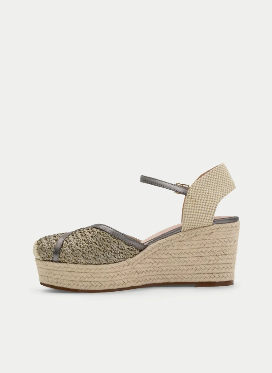 ALPARGATA CUÑA BEIGE Y PLOMO METALIZADO - Imagen 6