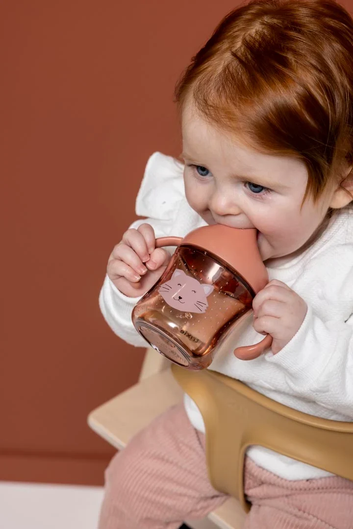 Taza con Boquilla y Asas Mrs. Cat - Imagen 6