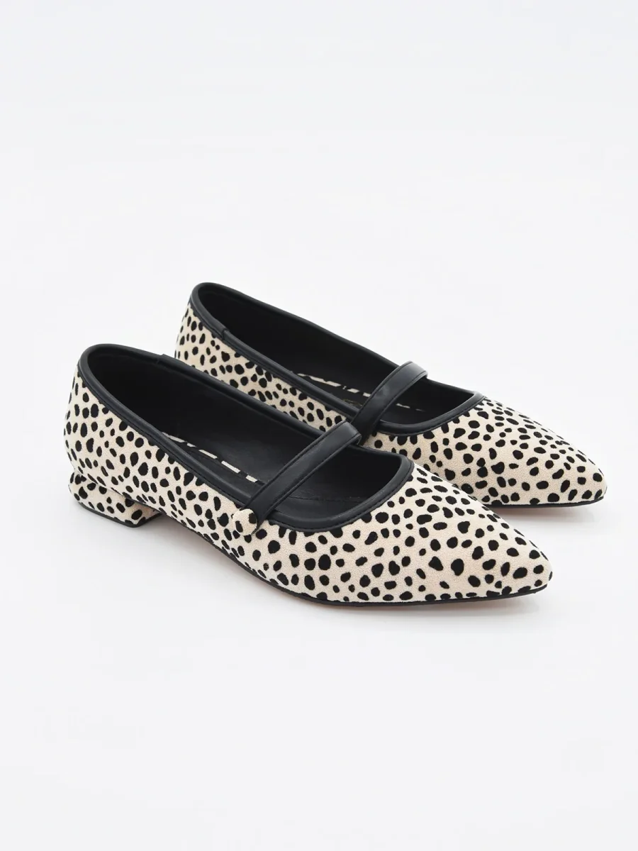 Bailarinas Beige Estampadas con Tira Negra - Imagen 3