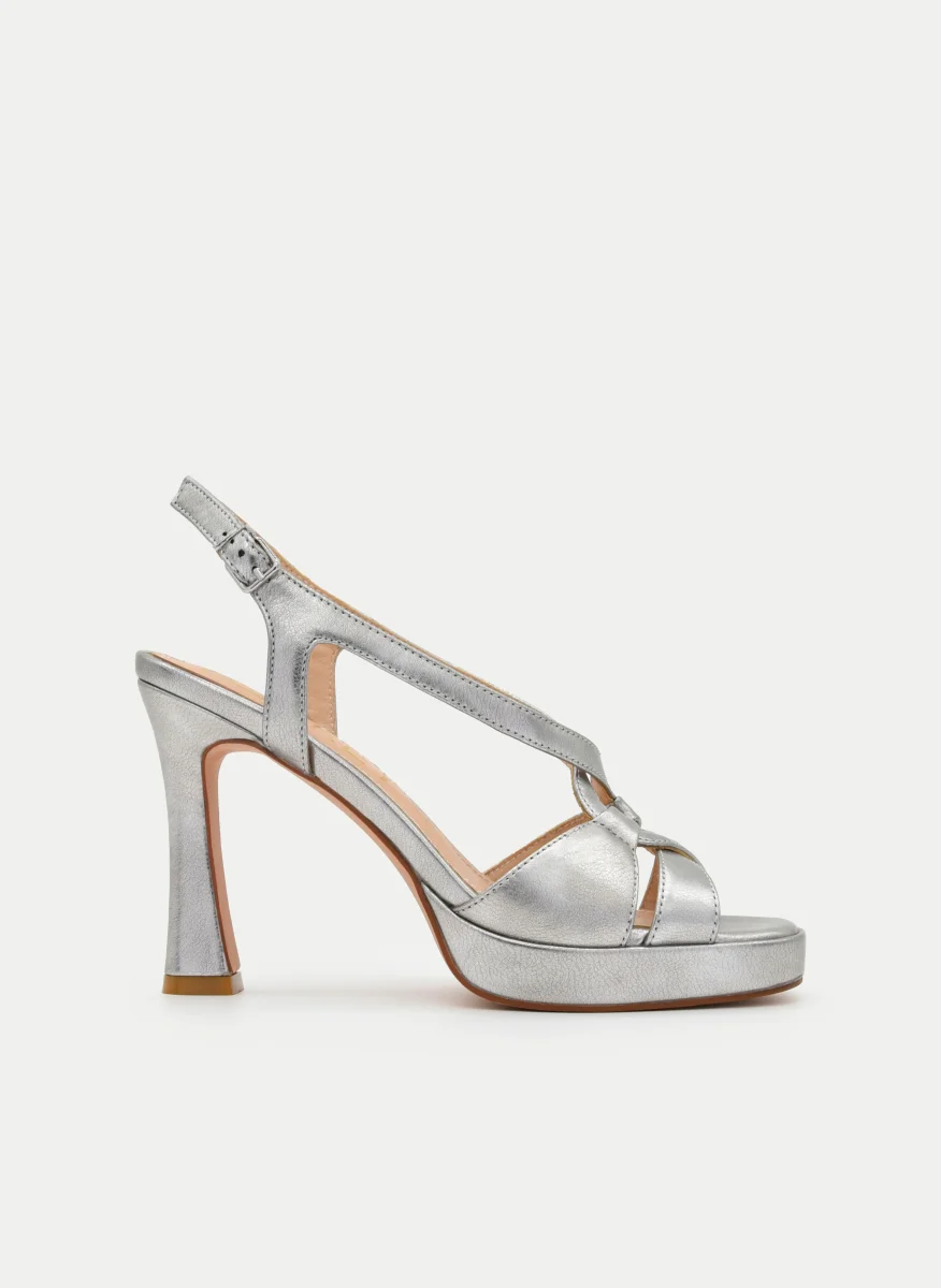 SANDALIAS PLATEADAS CON PLATAFORMA Y TACÓN FINO