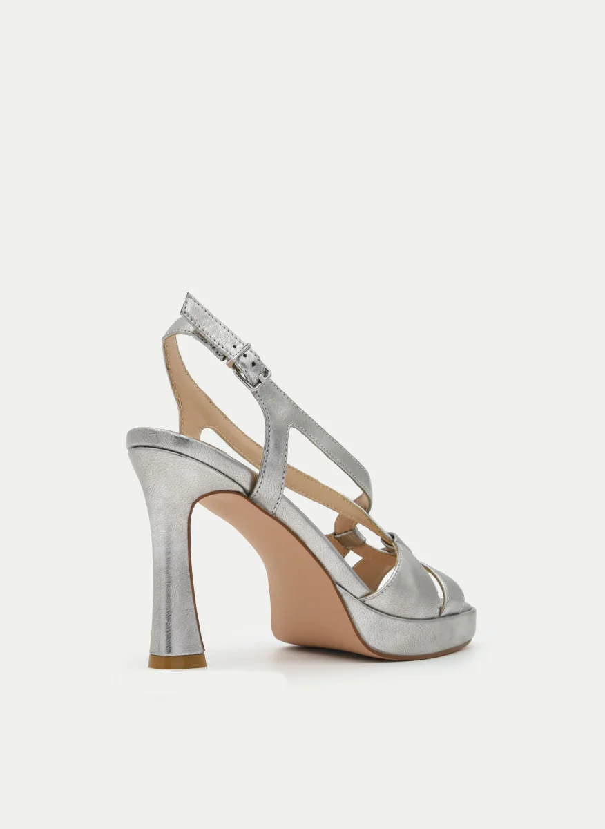SANDALIAS PLATEADAS CON PLATAFORMA Y TACÓN FINO - Imagen 5