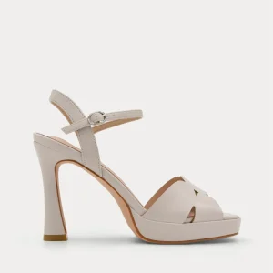 SANDALIA BEIGE DE TACÓN ALTO CON PLATAFORMA Y TIRAS FLOR