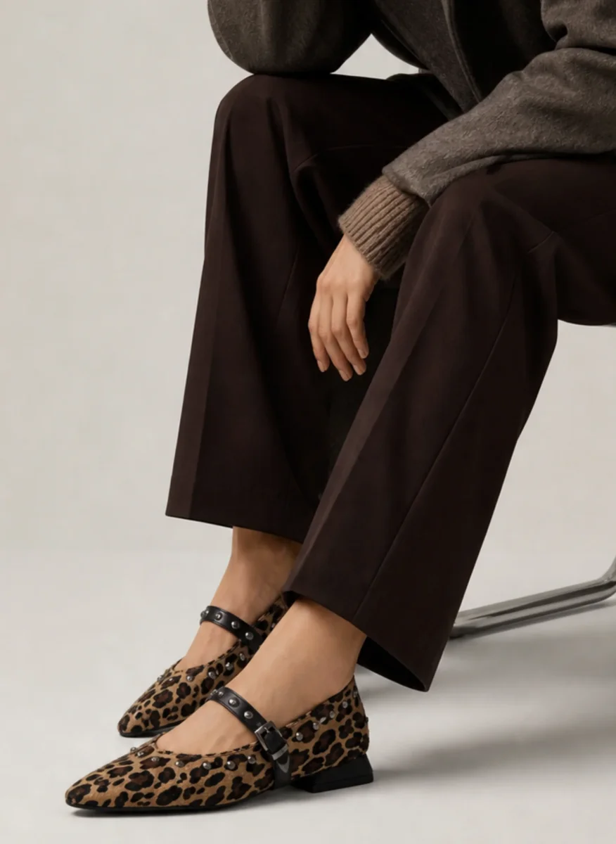 MERCEDITA TAUPE DE LEOPARDO CON TACHAS - Imagen 3