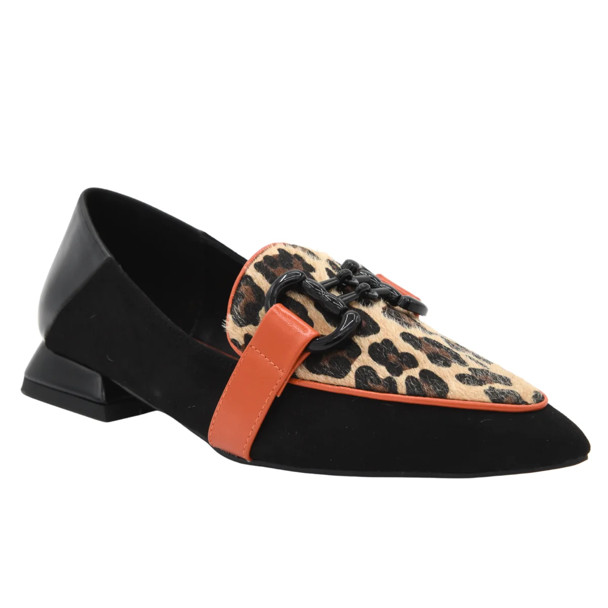 MOCASÍN NEGRO Y ANIMAL PRINT CON CADENA - Imagen 4