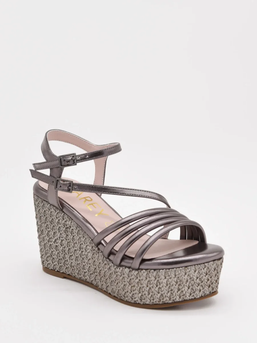Sandalias de cuña plomo metalizadas con tiras finas y plataforma - Imagen 3