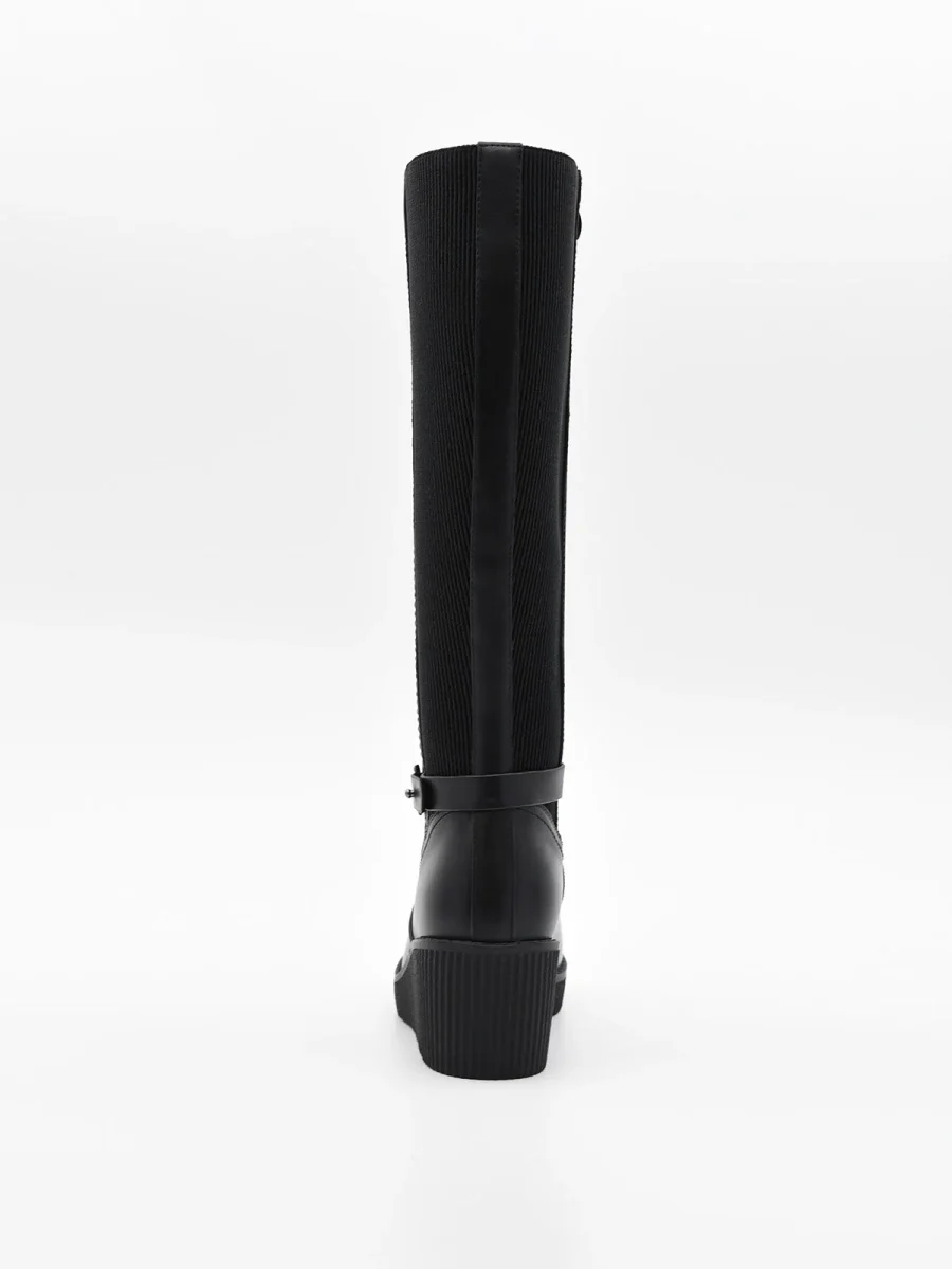 BOTA ALTA NEGRA CON HEBILLA DE NYREX - Imagen 7
