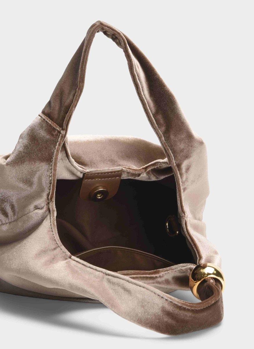 BOLSO FIESTA TAUPE TERCIOPELO ASA RÍGIDA CADENA - Imagen 6