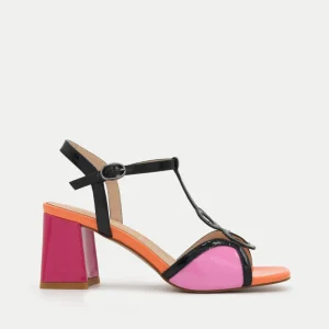 SANDALIA NEGRA MULTICOLOR DE TACÓN ROSA CON TIRA T