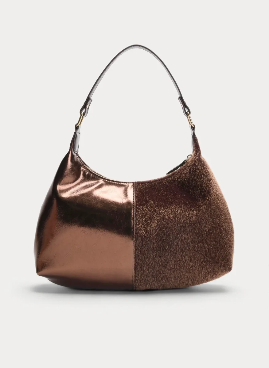 BOLSO HOBO MARRÓN COBRE METALIZADO TEXTURA PELO - Imagen 6