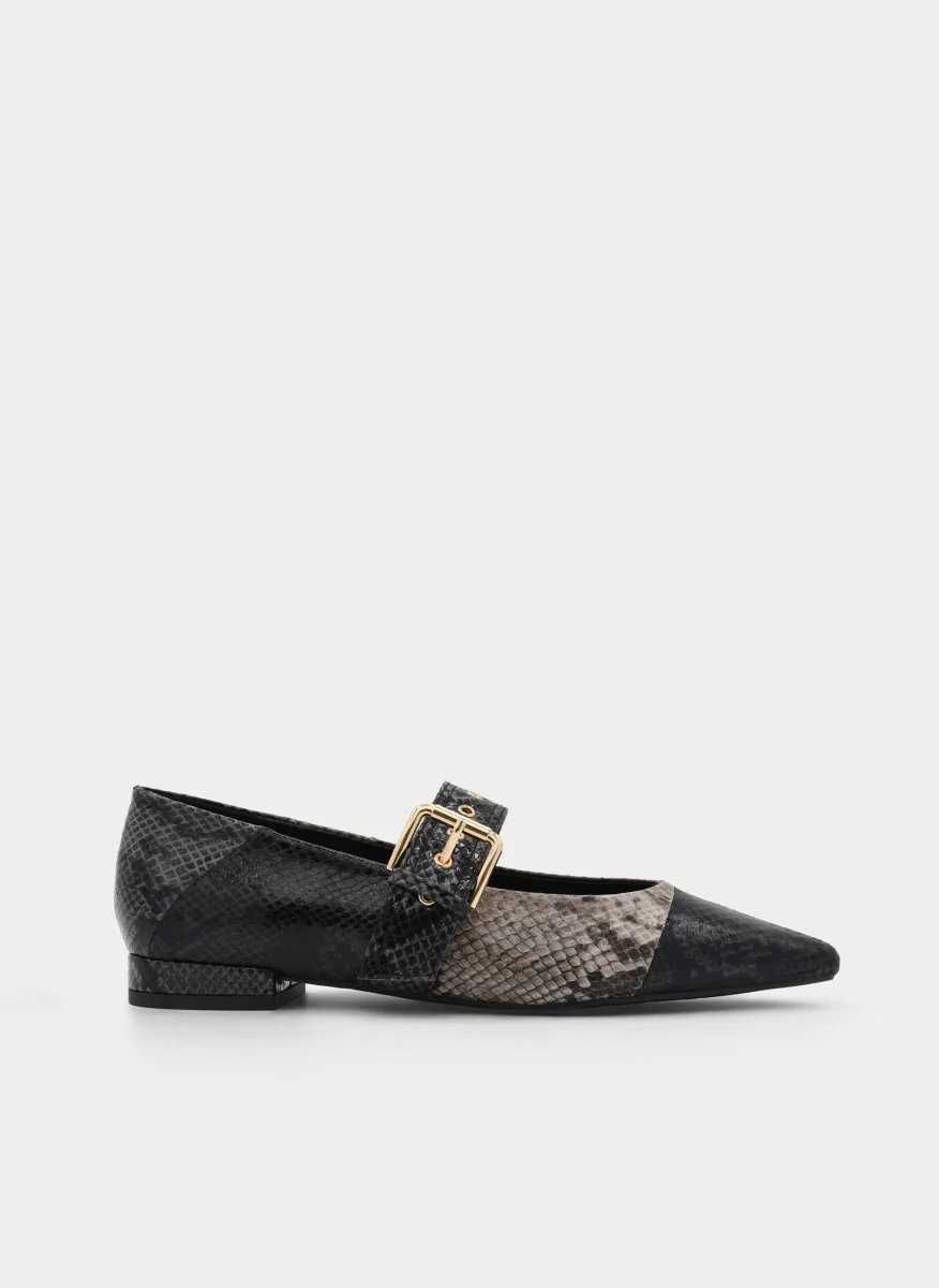 ZAPATO TACÓN BAJO NEGRO EFECTO SERPIENTE HEBILLA - Imagen 2