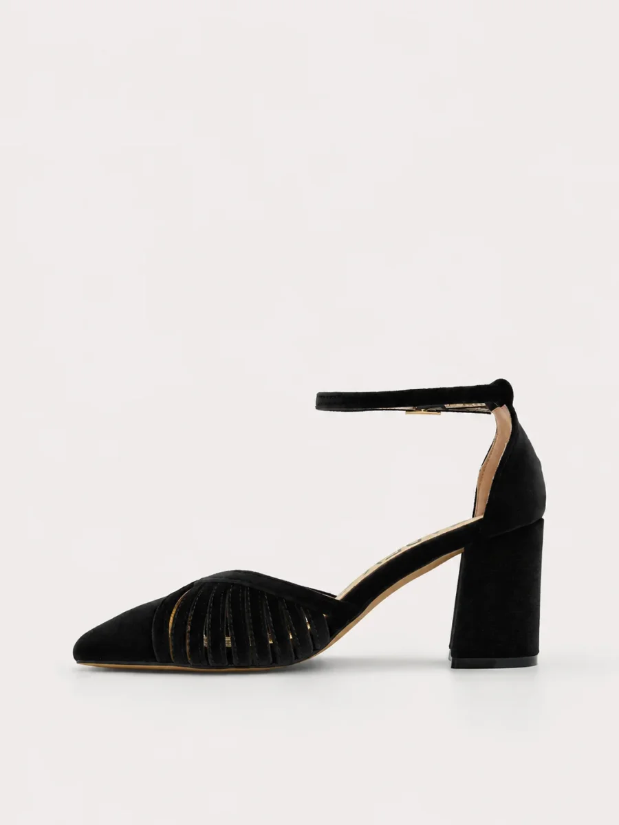ZAPATOS DE SALÓN DE TERCIOPELO NEGRO CON CORREA - Imagen 5