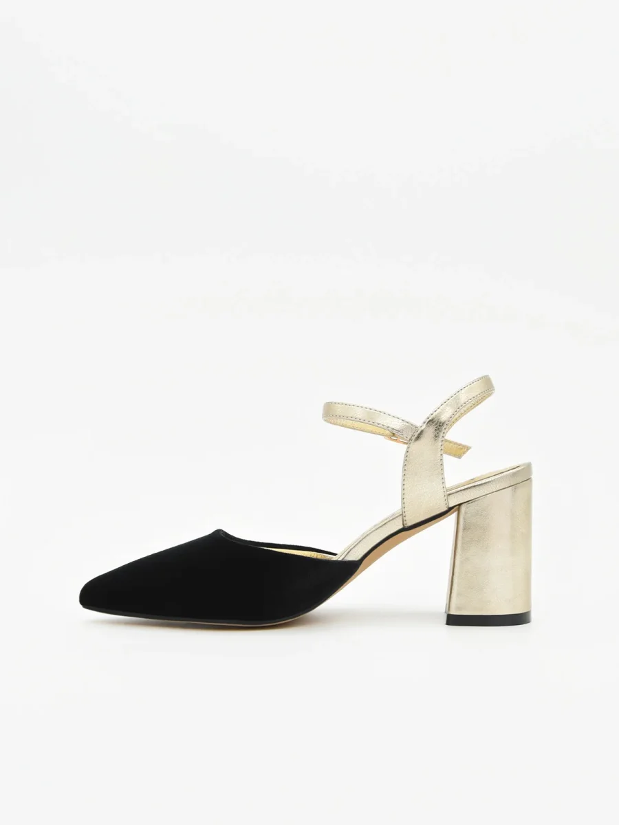 Zapato de Terciopelo Negro con Tacón Dorado y correa - Imagen 5