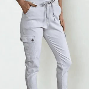 Pantalón Italiano cargo, color gris claro