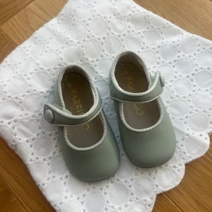 Badana Gadea - Mercedita Verde Agua