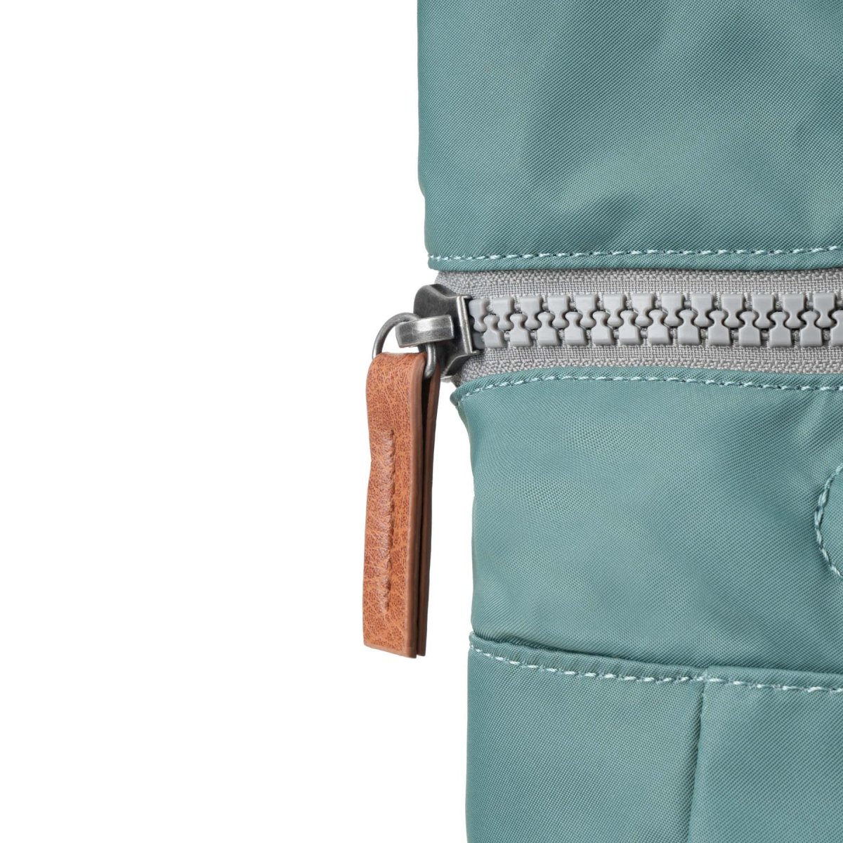 Mochila Roka London Canfield B - Sage - Mediana - Imagen 8