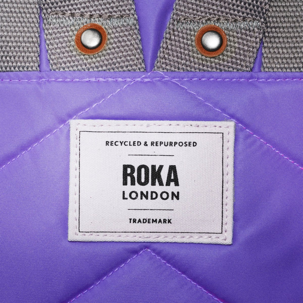 Mochila Roka London Canfield B - Simple Purple - Pequeña - Imagen 5
