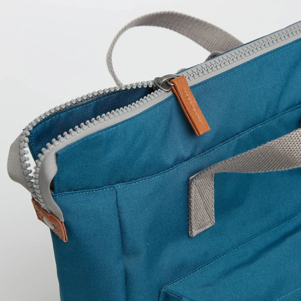 Mochila Roka London Bantry B - MARINE - Mediana - 14l - Imagen 6