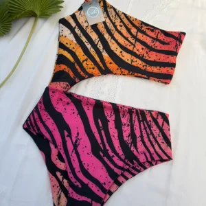 Trikini Buzios cebra fucsia