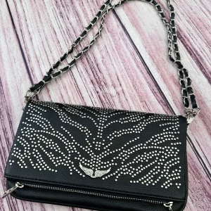 Bandolera estilo Zadig & Voltaire