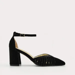 ZAPATOS DE SALÓN DE TERCIOPELO NEGRO CON CORREA