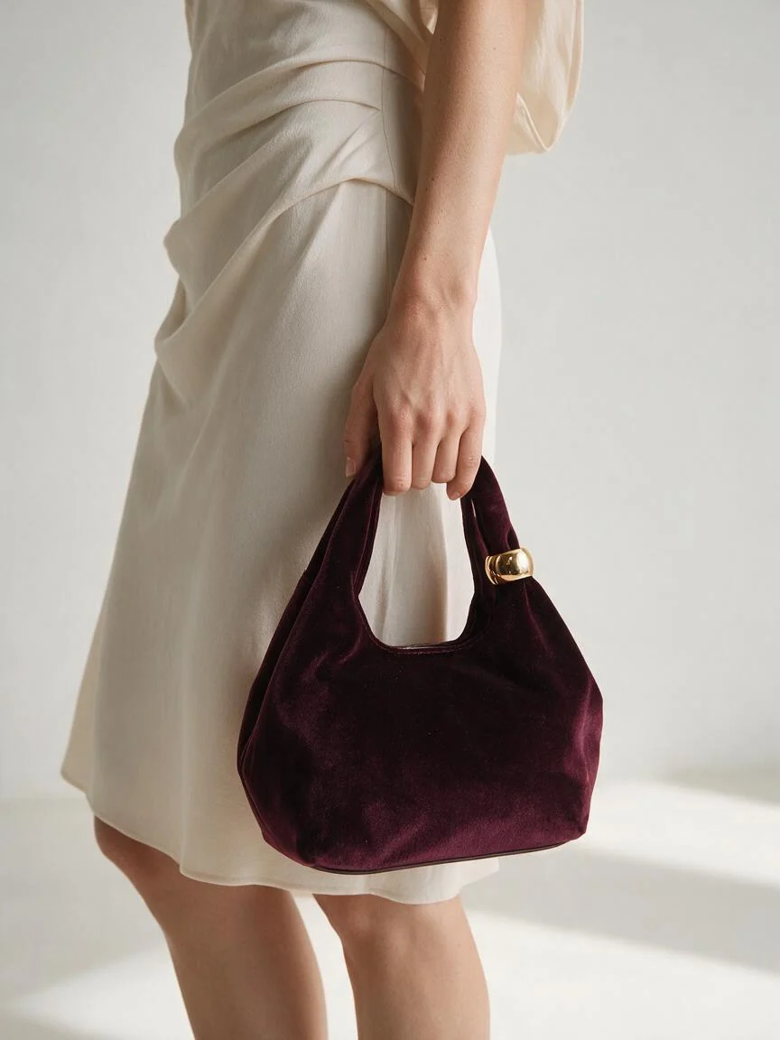 BOLSO FIESTA BURDEOS TERCIOPELO HOMBRO CADENA - Imagen 3