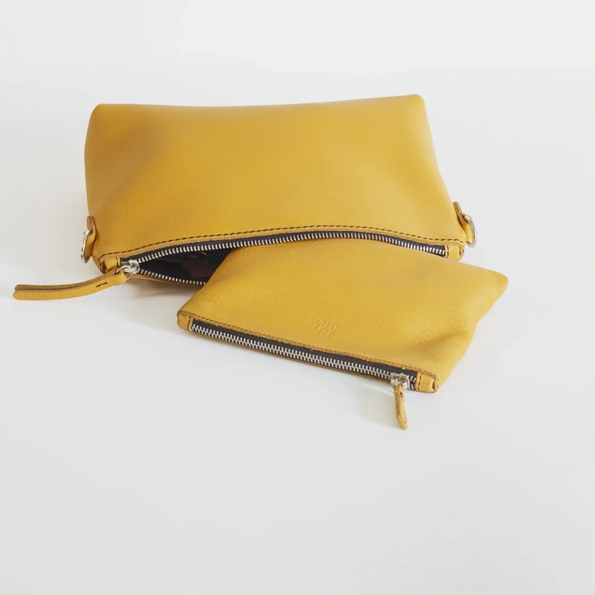 Cartera de cuero amarilla - Imagen 4