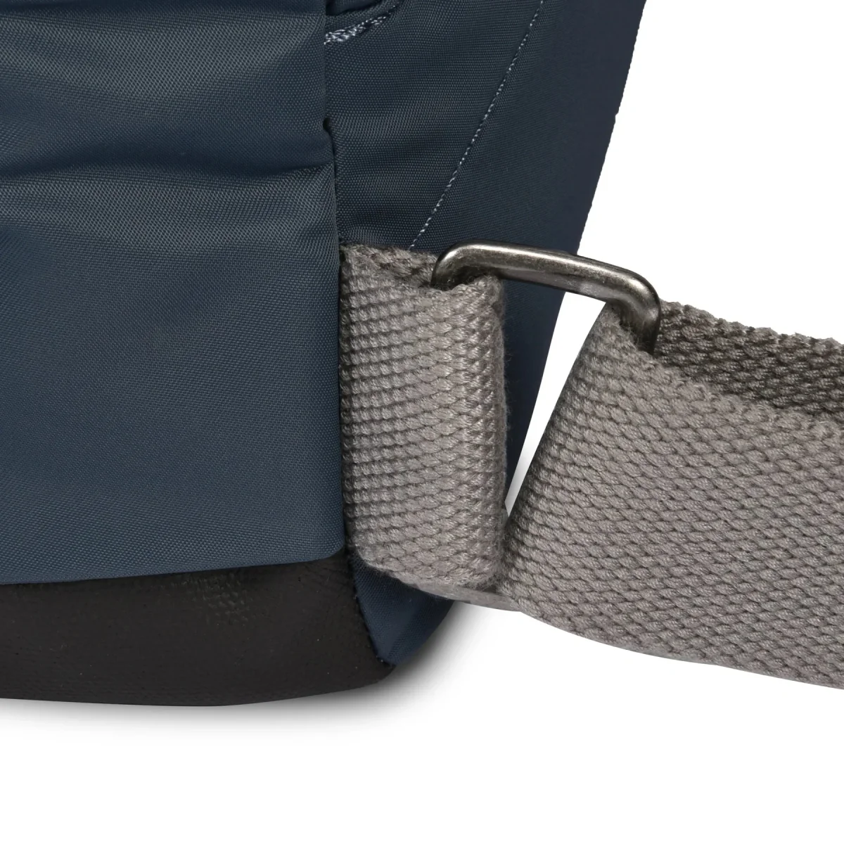 Mochila Roka London Canfield B - Smoke - Mediana - Imagen 8