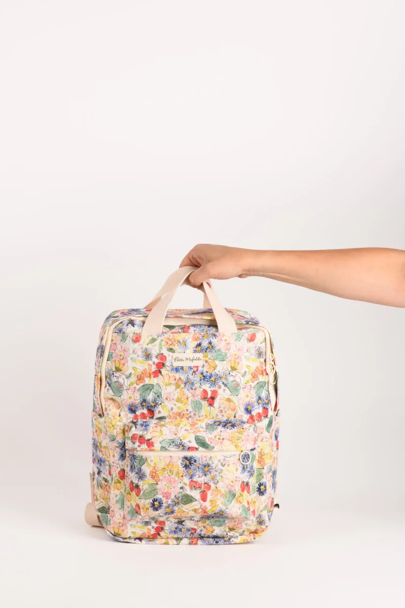 Mochila de fresas de Petite Mafalda - Imagen 8