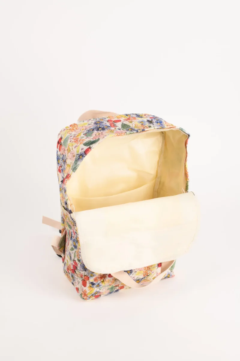 Mochila de fresas de Petite Mafalda - Imagen 4